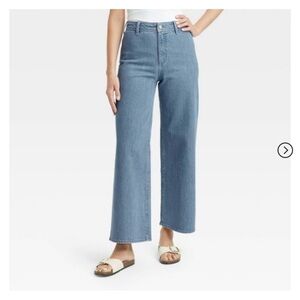 Women's High-Rise Sailor Wide Leg Ankle jeans by Universal Thread. Never worn.